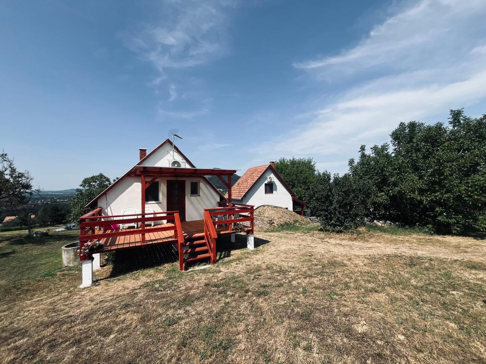 Erdodi Pince Badacsony Villa Nemesgulács Buitenkant foto